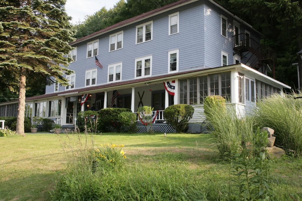 Inn At Starlight Lake & Restaurant Exterior foto